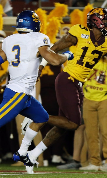 Gophers avoid upset with 28-21 win over South Dakota State